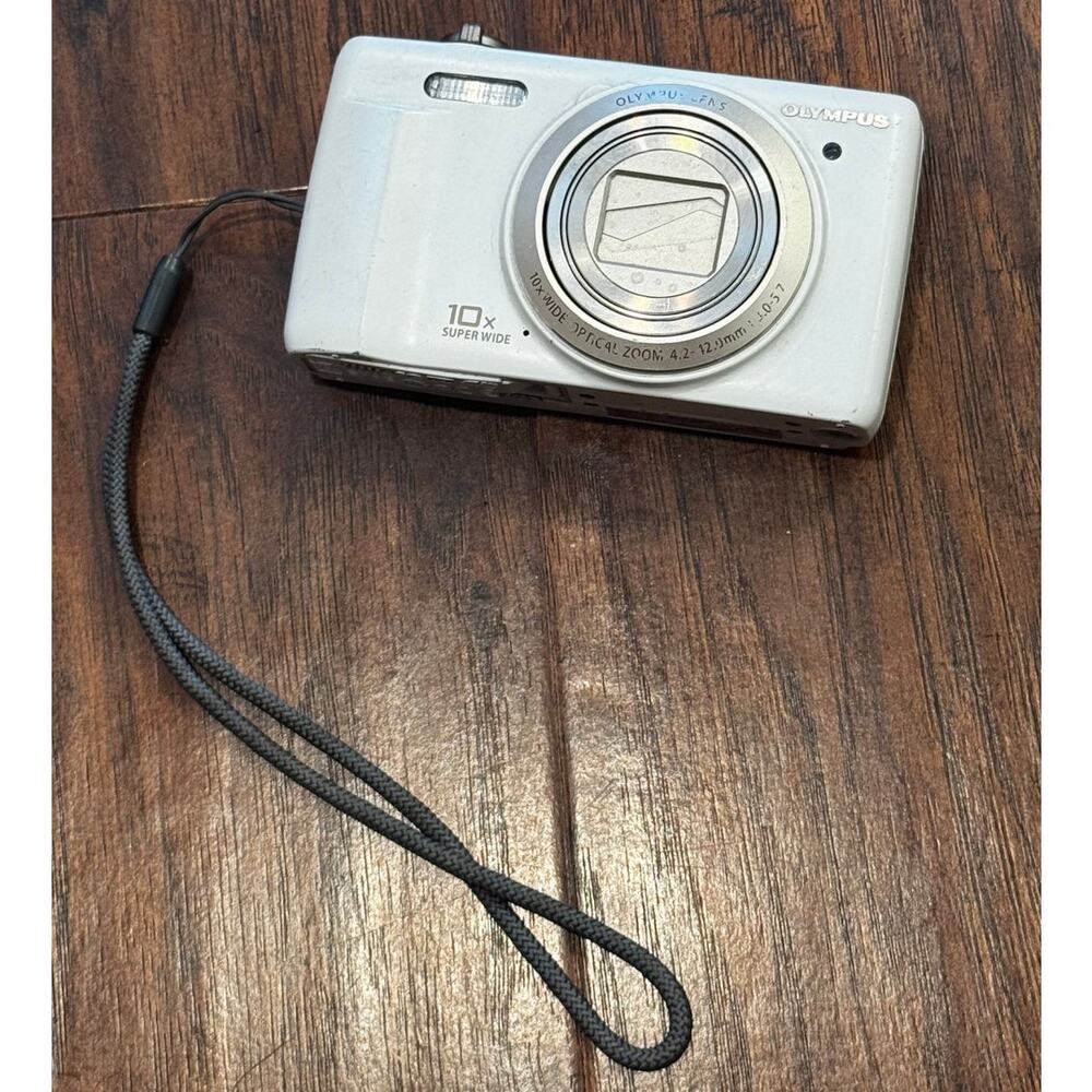 Olympus VR-340 16MP Digital Camera UNTESTED 10X Super Wide Battery & SD Card